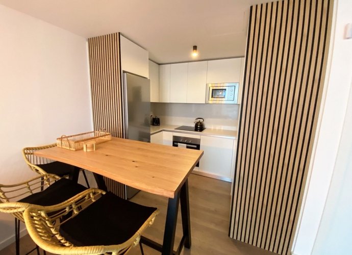 Apartamento Planta Media en Estepona - 3