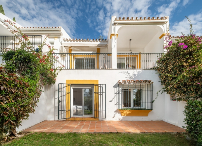 Townhouse Terraced in Aloha - 1