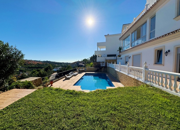 Villa Detached in Elviria - 2