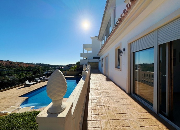 Villa Detached in Elviria - 8