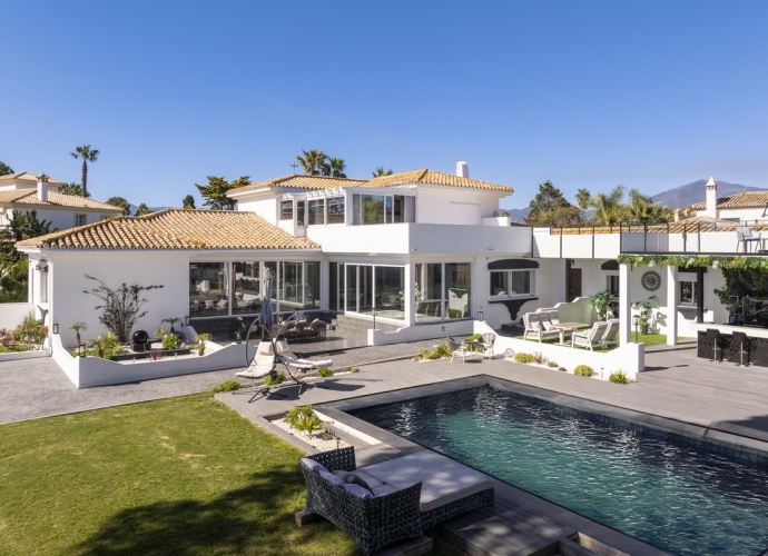 Villa Independiente en Estepona - 1