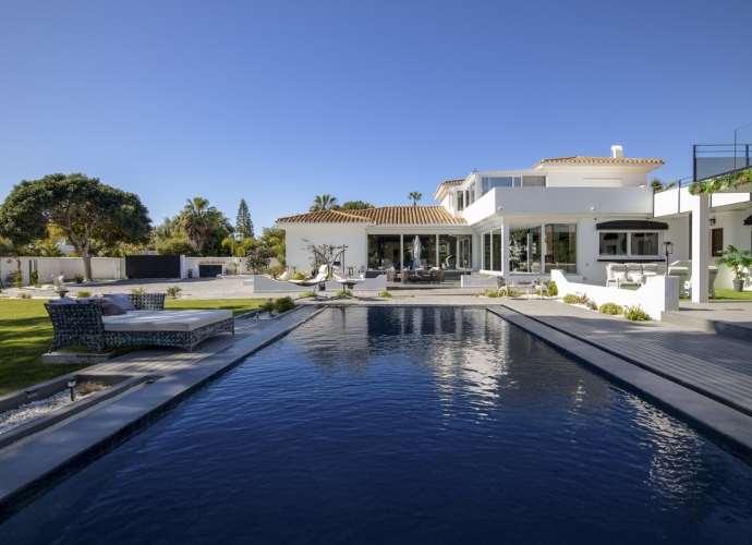 Villa Independiente en Estepona - 2