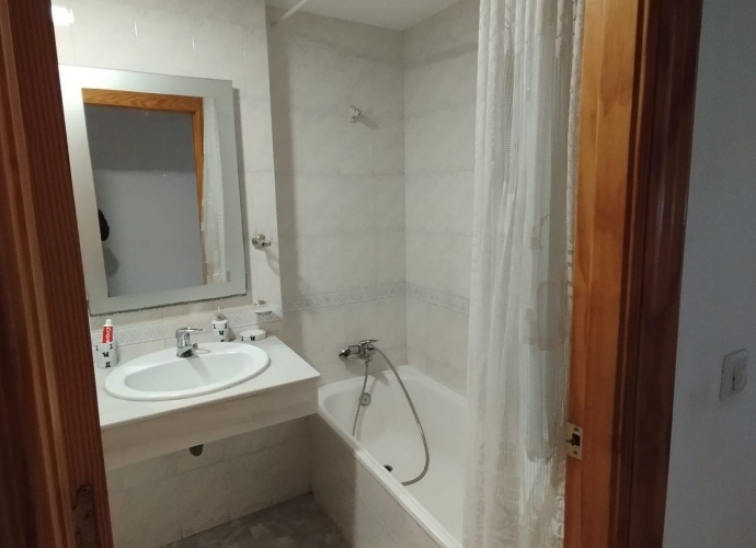 Apartamento Planta Media en Estepona - 8