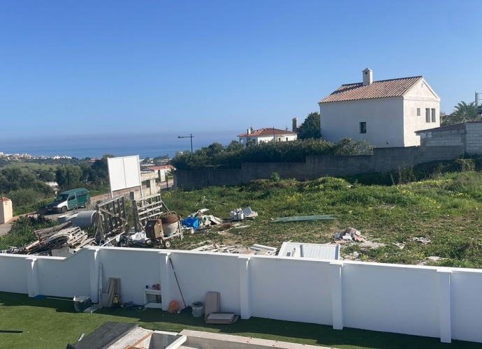 Parcela Residencial en Estepona - 1