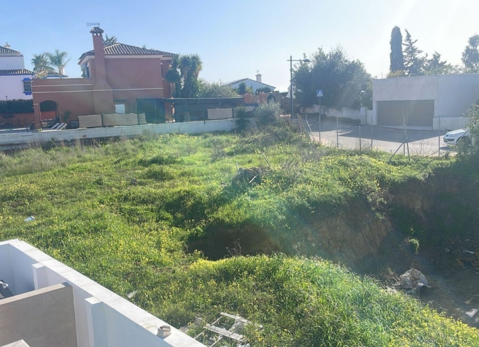 Parcela Residencial en Estepona - 2