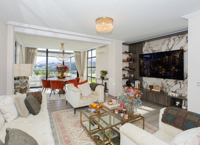 Apartamento Planta Baja en Benahavís - 1