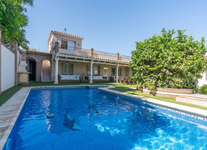 Villa Detached in San Pedro de Alcántara - 1