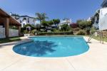 Villa Detached in Marbella - 1 - slides