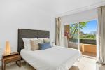 Apartamento Planta Baja en Nueva Andalucía El Alminar de Marbella  - 3 - slides