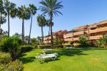 Apartamento Planta Baja en Puerto Banús - 1 - slides