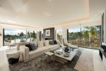 Villa Detached in The Golden Mile - 8 - slides