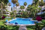 Apartamento Planta Media en Aloha - 1 - slides